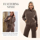 Ihr neues Lieblingsoutfit für den Winter – ein dreiteiliges Lounge-Set aus warmem Strick, das Sie den ganzen Tag über gemütlich, schick und selbstbewusst hält ❄️